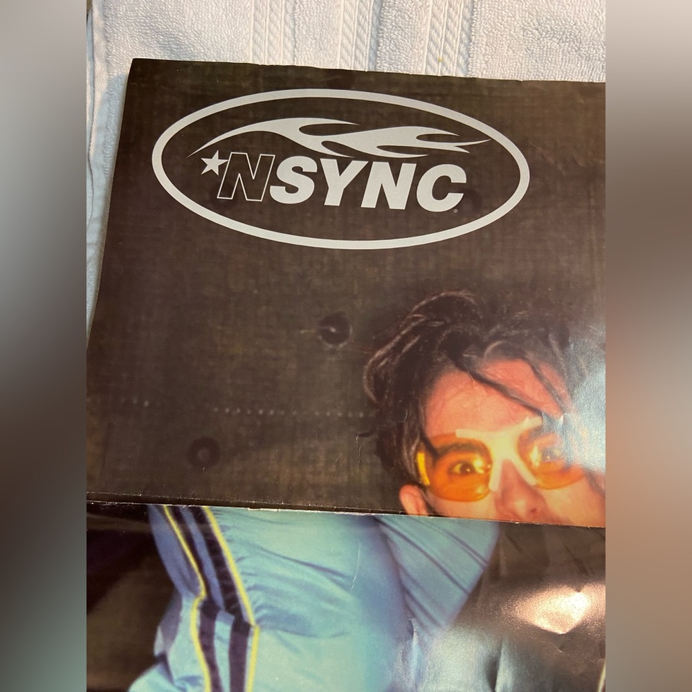 *NSYNC Poster and Gift Bag Set - Picture 8 of 8